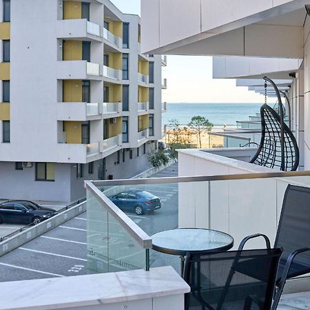 Mg Brothers Apartment In Infinity Beach Resort Mamaia Exteriér fotografie