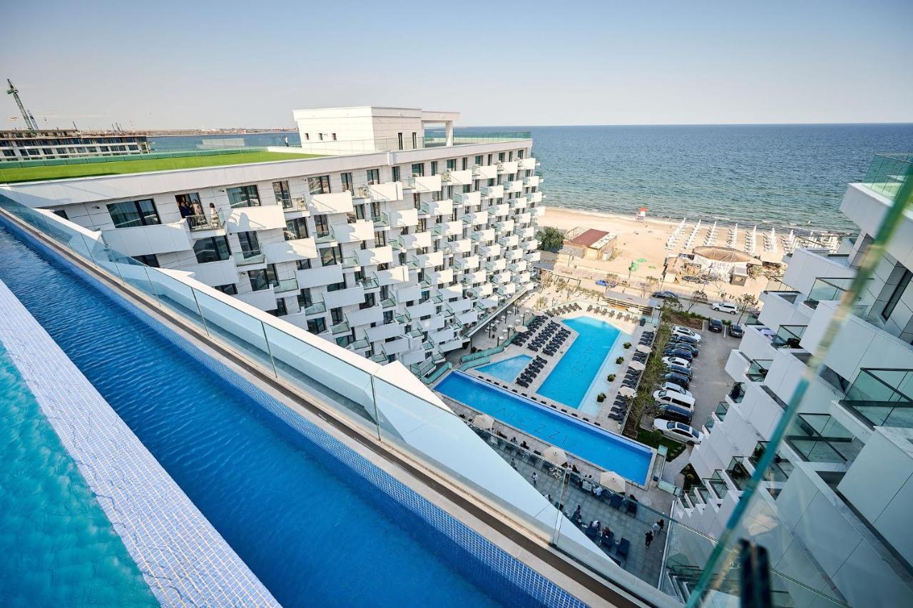 Mg Brothers Apartment In Infinity Beach Resort Mamaia Exteriér fotografie